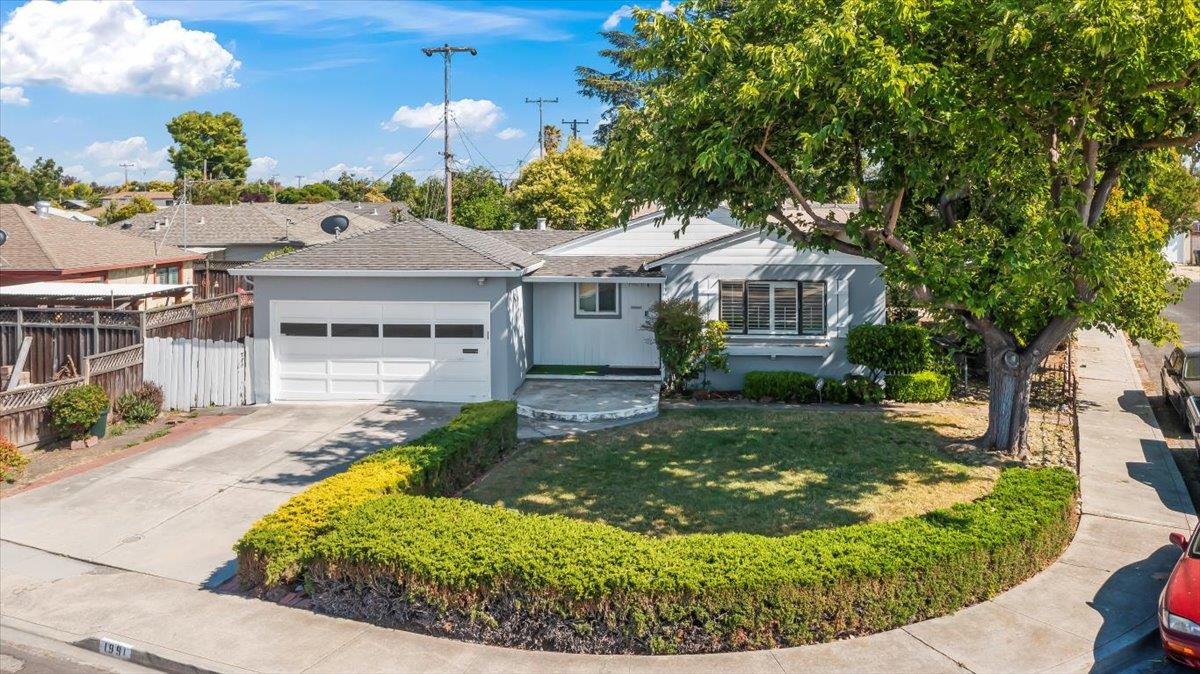 Detail Gallery Image 2 of 21 For 1991 Santa Inez Ct, Santa Clara,  CA 95051 - 3 Beds | 2 Baths