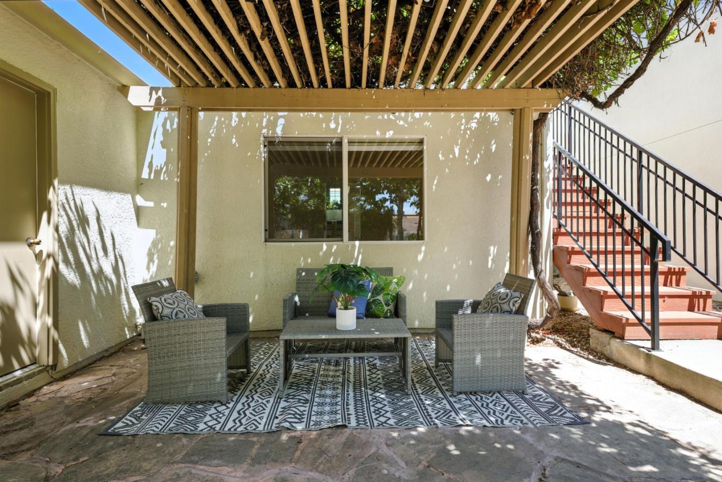 Detail Gallery Image 35 of 55 For 546 Chelsea Xing, San Jose,  CA 95138 - 3 Beds | 2/1 Baths