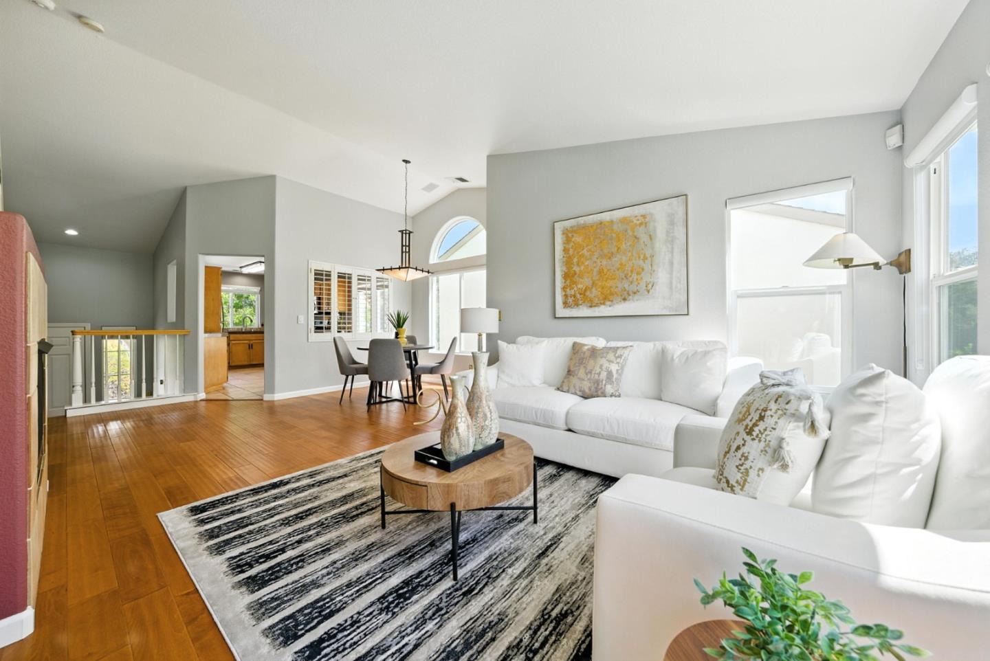 Detail Gallery Image 9 of 55 For 546 Chelsea Xing, San Jose,  CA 95138 - 3 Beds | 2/1 Baths