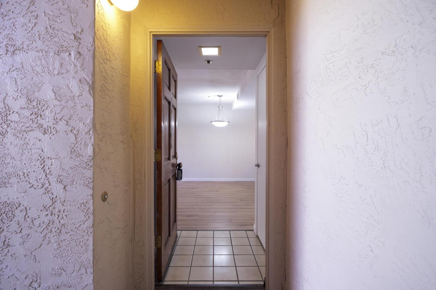 Detail Gallery Image 16 of 36 For 20666 Celeste Cir, Cupertino,  CA 95014 - 1 Beds | 1 Baths