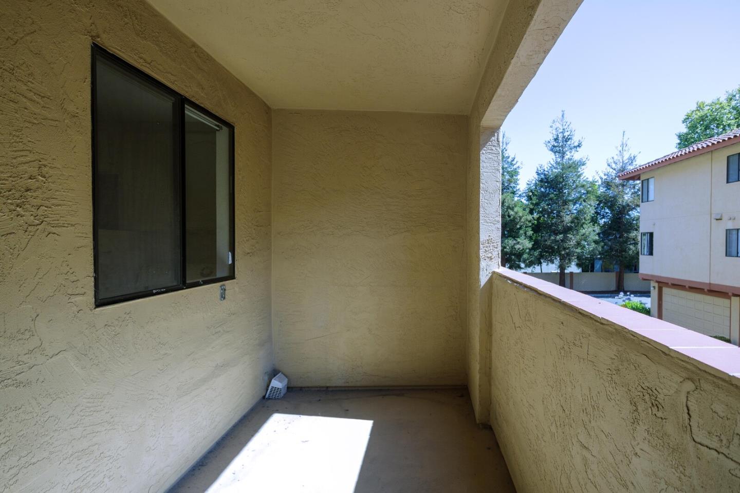 Detail Gallery Image 20 of 36 For 20666 Celeste Cir, Cupertino,  CA 95014 - 1 Beds | 1 Baths