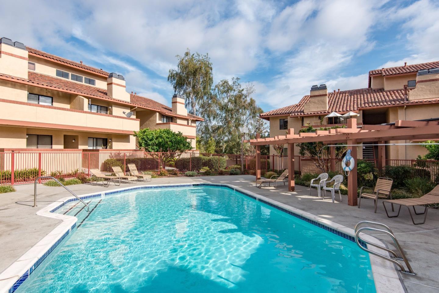 Detail Gallery Image 27 of 36 For 20666 Celeste Cir, Cupertino,  CA 95014 - 1 Beds | 1 Baths
