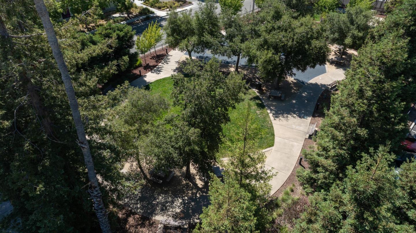 Detail Gallery Image 32 of 36 For 20666 Celeste Cir, Cupertino,  CA 95014 - 1 Beds | 1 Baths