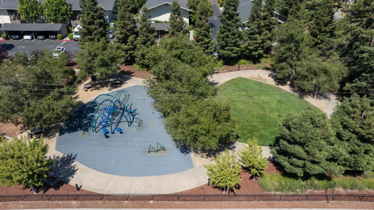 Detail Gallery Image 33 of 36 For 20666 Celeste Cir, Cupertino,  CA 95014 - 1 Beds | 1 Baths