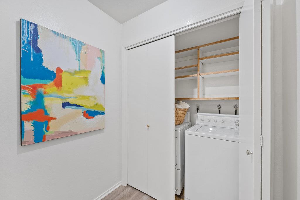 Detail Gallery Image 11 of 31 For 1582 Dolphin Dr, Aptos,  CA 95003 - 3 Beds | 2/1 Baths
