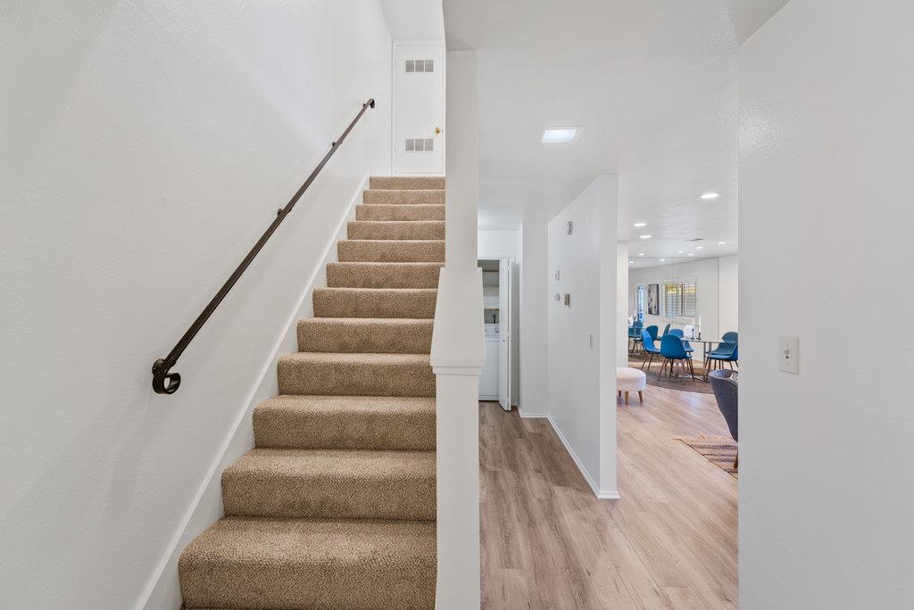 Detail Gallery Image 12 of 31 For 1582 Dolphin Dr, Aptos,  CA 95003 - 3 Beds | 2/1 Baths