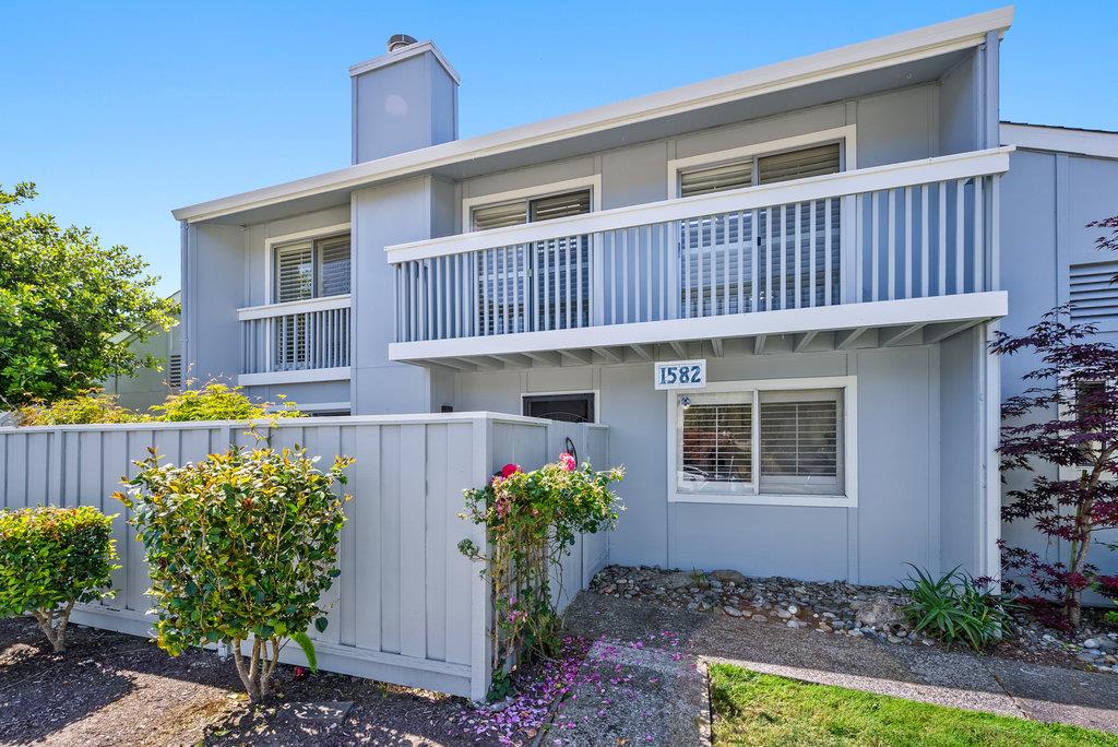 Detail Gallery Image 26 of 31 For 1582 Dolphin Dr, Aptos,  CA 95003 - 3 Beds | 2/1 Baths