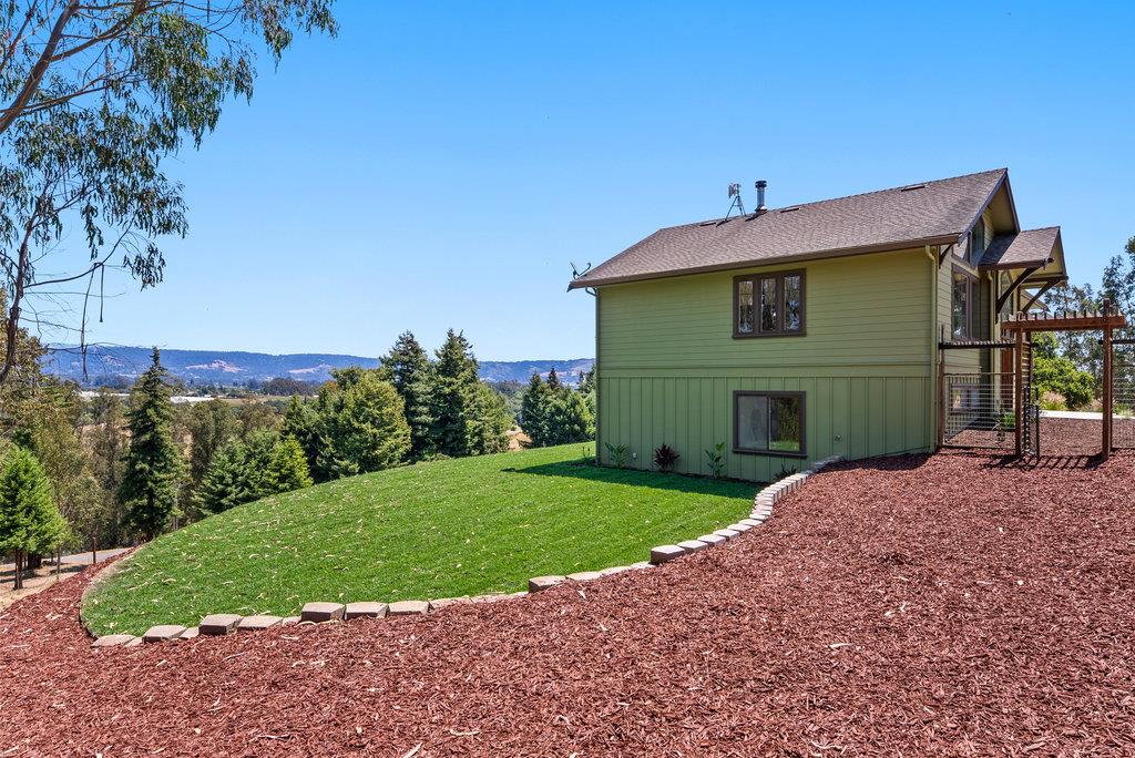 Detail Gallery Image 53 of 60 For 350 Windsong Way, Watsonville,  CA 95076 - 5 Beds | 4 Baths