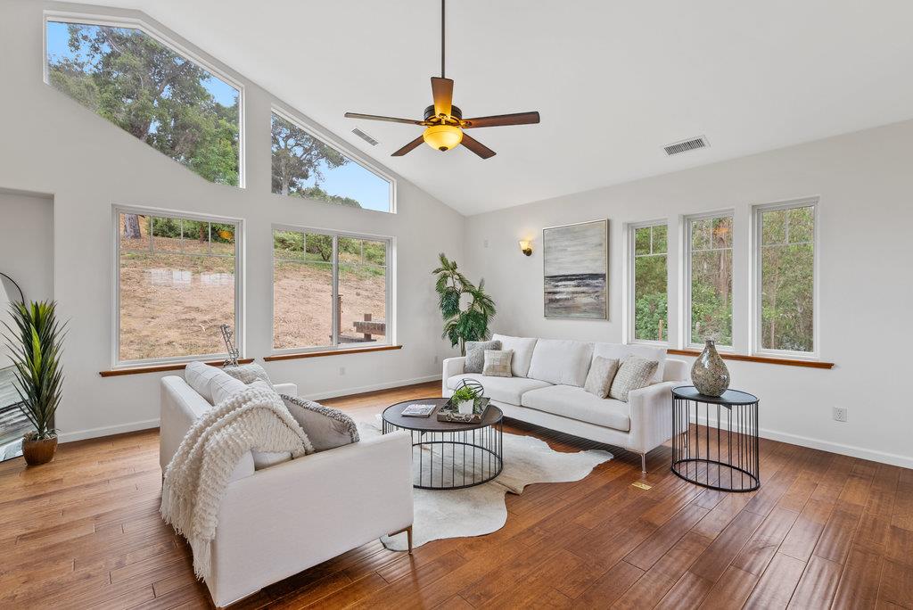 Detail Gallery Image 8 of 60 For 350 Windsong Way, Watsonville,  CA 95076 - 5 Beds | 4 Baths