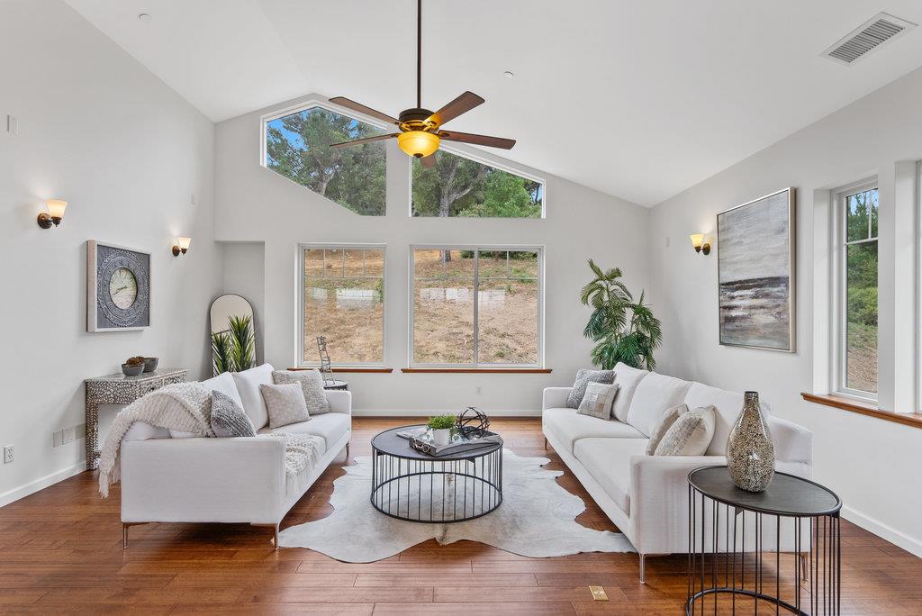 Detail Gallery Image 9 of 60 For 350 Windsong Way, Watsonville,  CA 95076 - 5 Beds | 4 Baths