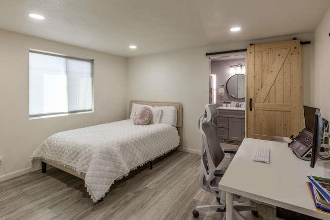 Detail Gallery Image 10 of 34 For 2151 Oakland Rd #297,  San Jose,  CA 95131 - 4 Beds | 2 Baths