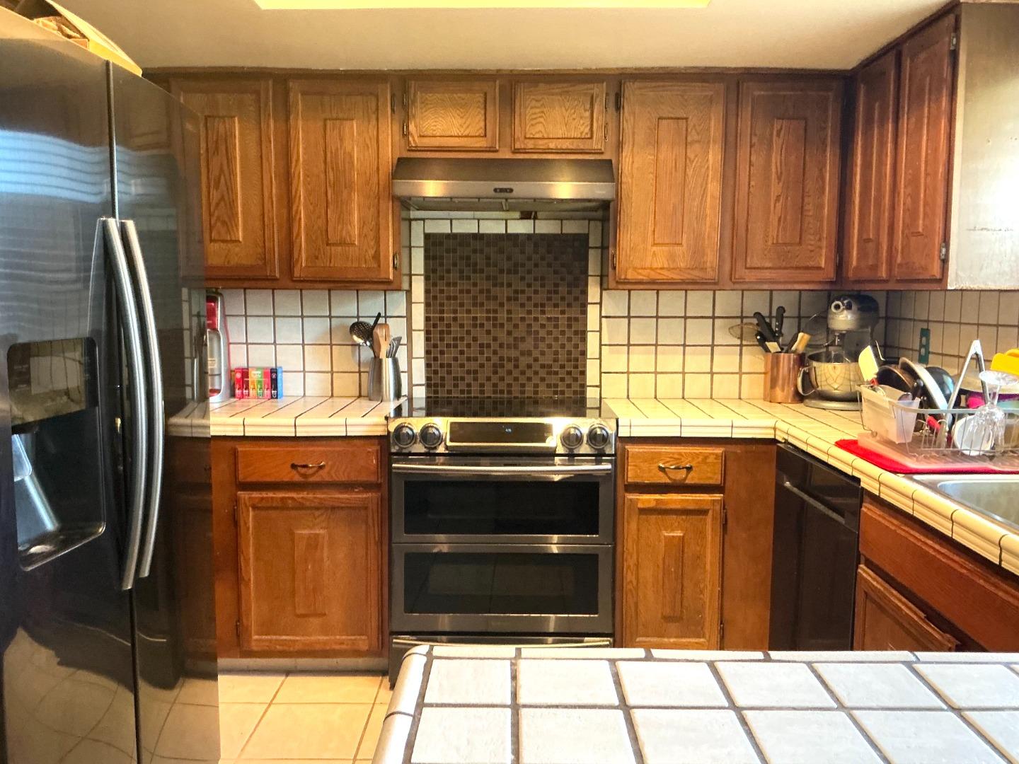 Detail Gallery Image 11 of 48 For 23799 Monterey Salinas Hwy #20,  Salinas,  CA 93908 - 2 Beds | 2 Baths