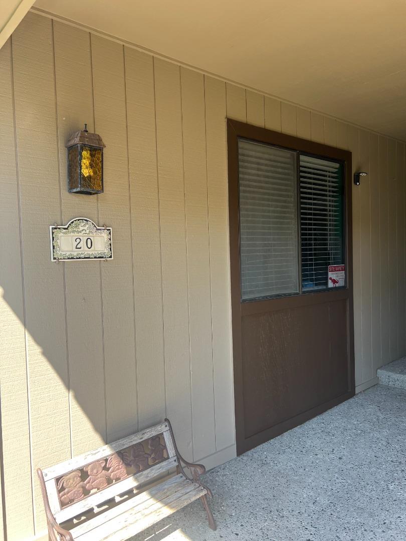 Detail Gallery Image 2 of 48 For 23799 Monterey Salinas Hwy #20,  Salinas,  CA 93908 - 2 Beds | 2 Baths