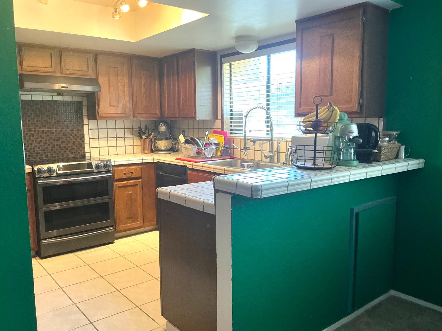 Detail Gallery Image 9 of 48 For 23799 Monterey Salinas Hwy #20,  Salinas,  CA 93908 - 2 Beds | 2 Baths