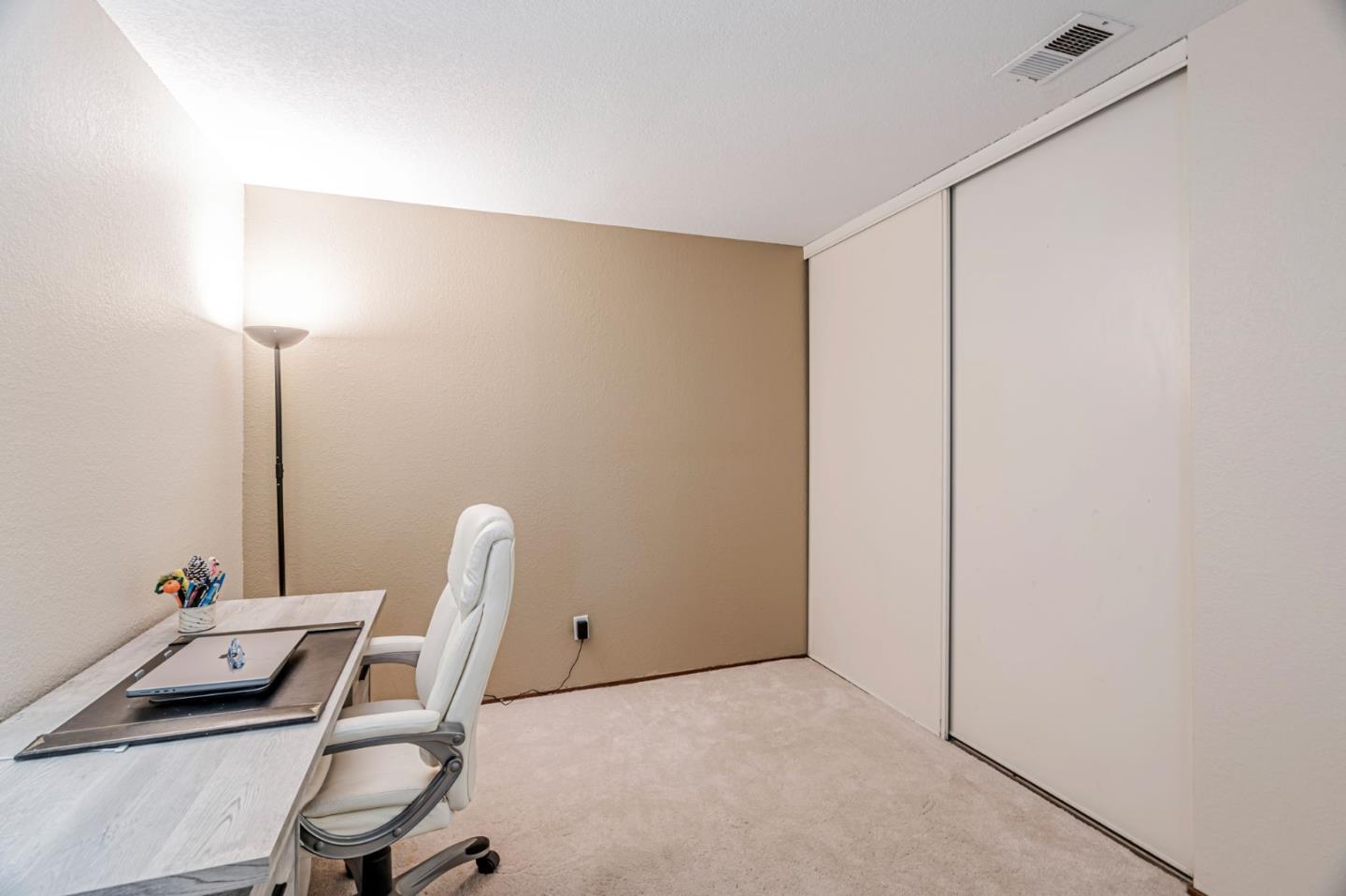 Detail Gallery Image 21 of 34 For 5022 Treaty Ct, San Jose,  CA 95136 - 2 Beds | 2 Baths