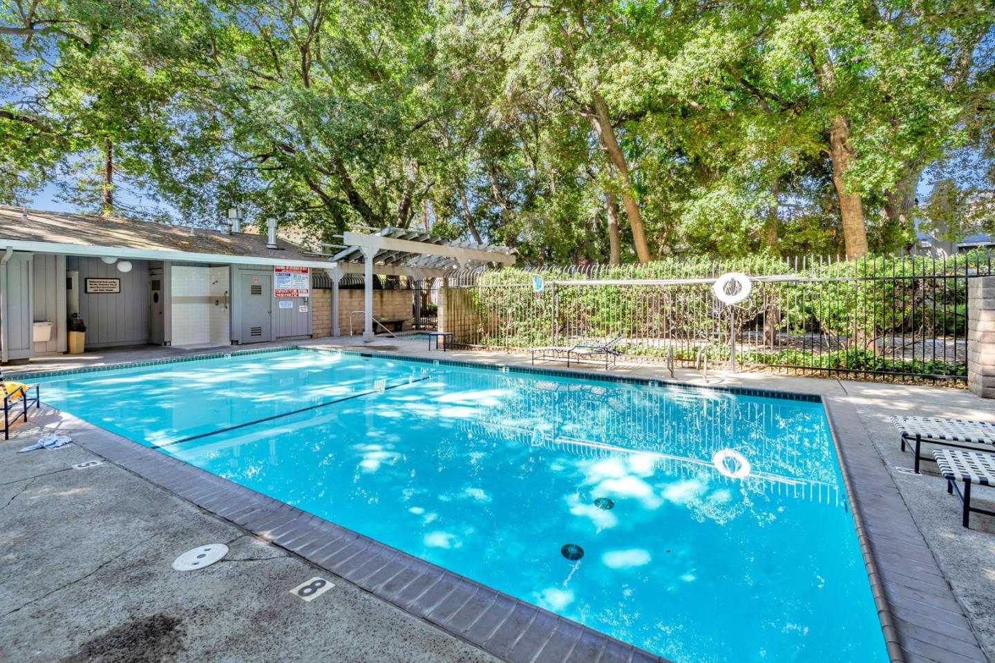 Detail Gallery Image 33 of 34 For 5022 Treaty Ct, San Jose,  CA 95136 - 2 Beds | 2 Baths