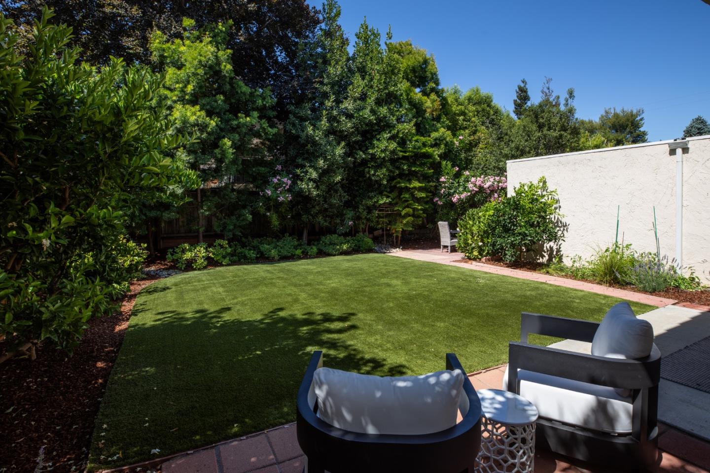 Detail Gallery Image 16 of 18 For 822 Jordan Ave, Los Altos,  CA 94022 - 2 Beds | 1/1 Baths