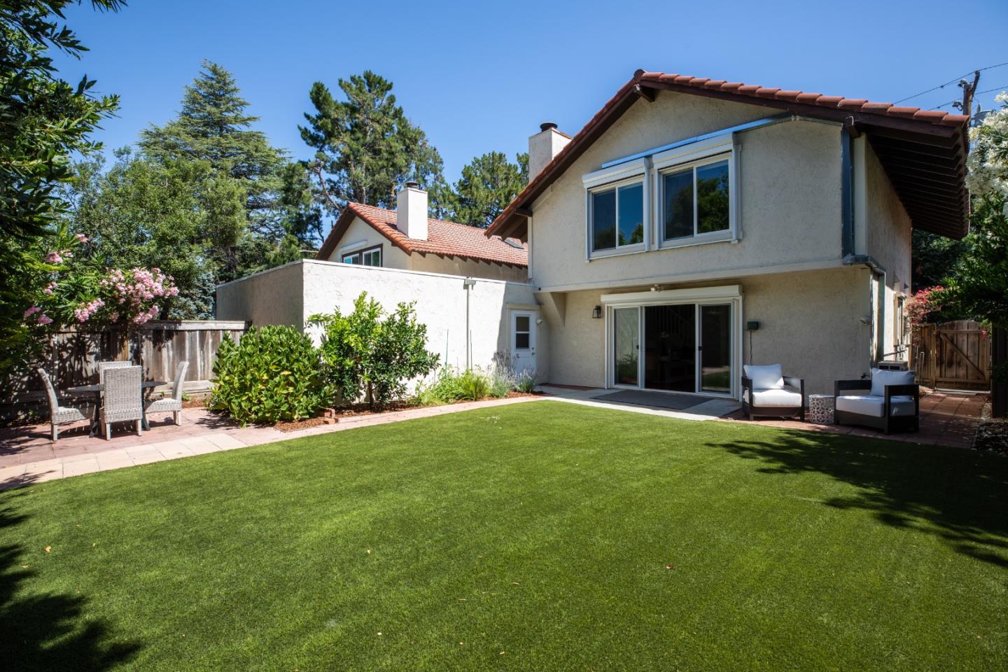 Detail Gallery Image 17 of 18 For 822 Jordan Ave, Los Altos,  CA 94022 - 2 Beds | 1/1 Baths