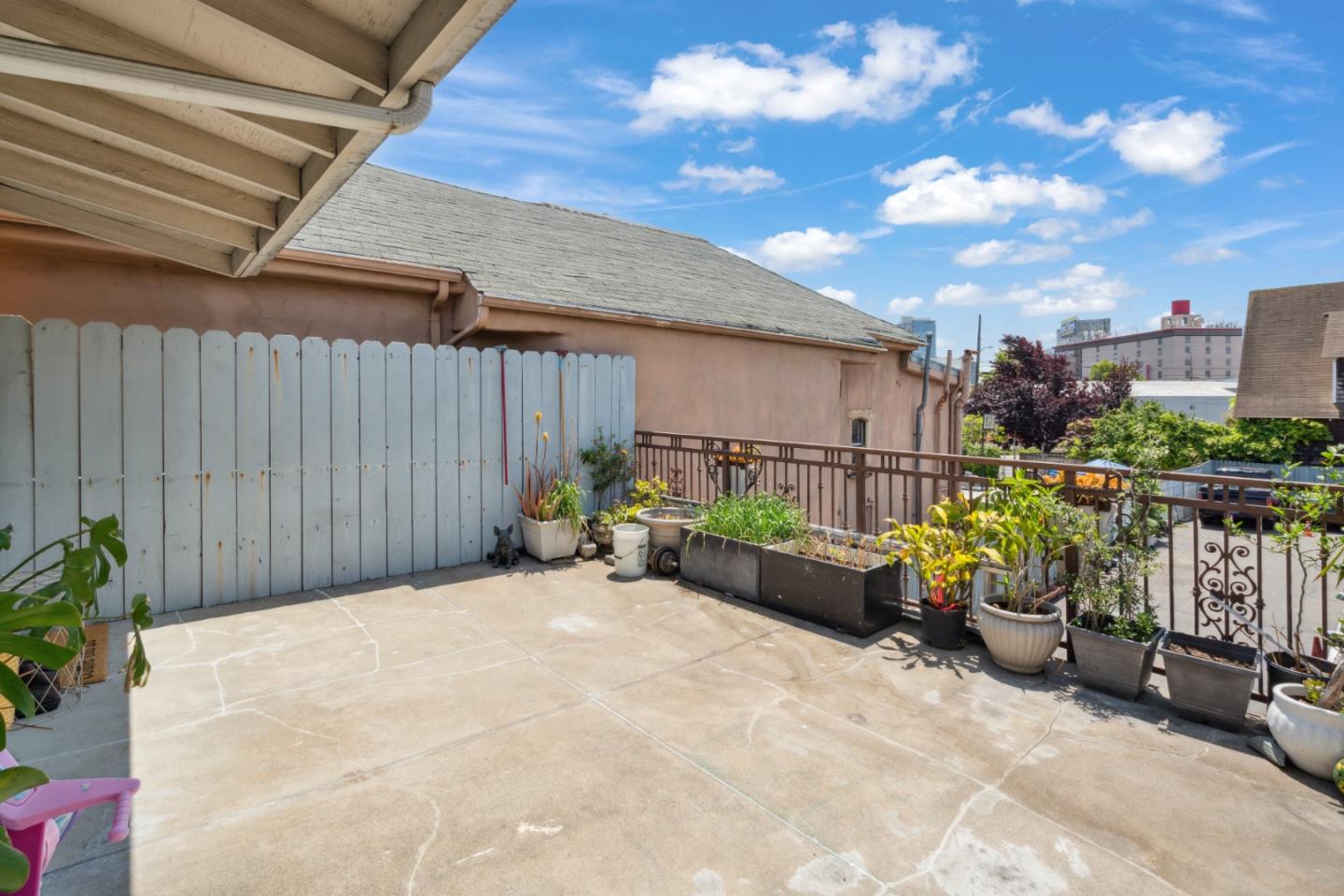 Detail Gallery Image 30 of 40 For 839 Isabella St, Oakland,  CA 94607 - – Beds | – Baths