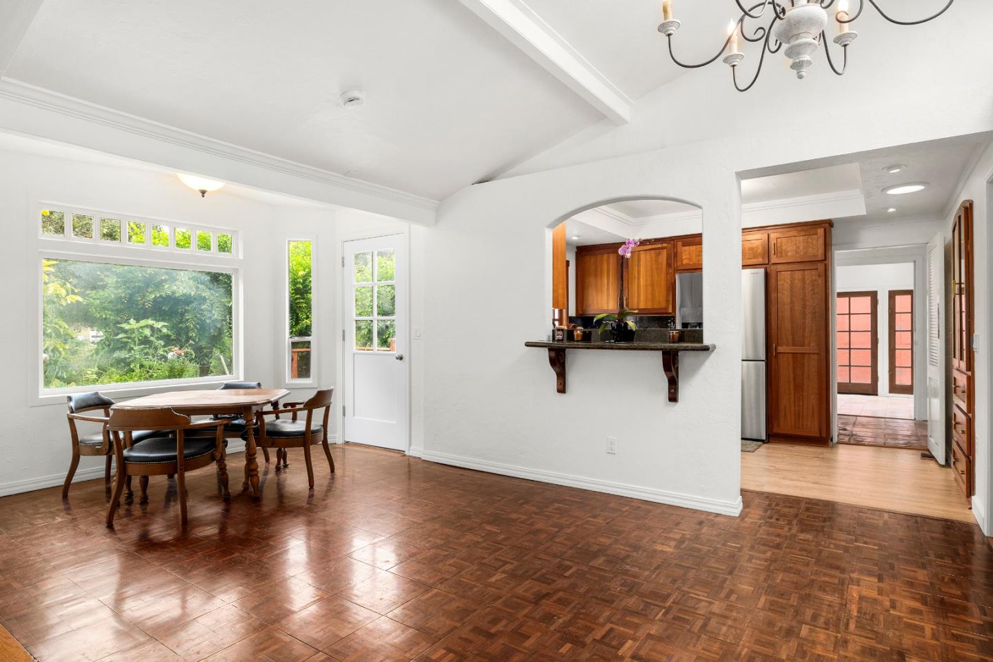 Detail Gallery Image 11 of 52 For 122 Strawberry Canyon Rd, Royal Oaks,  CA 95076 - 2 Beds | 1 Baths