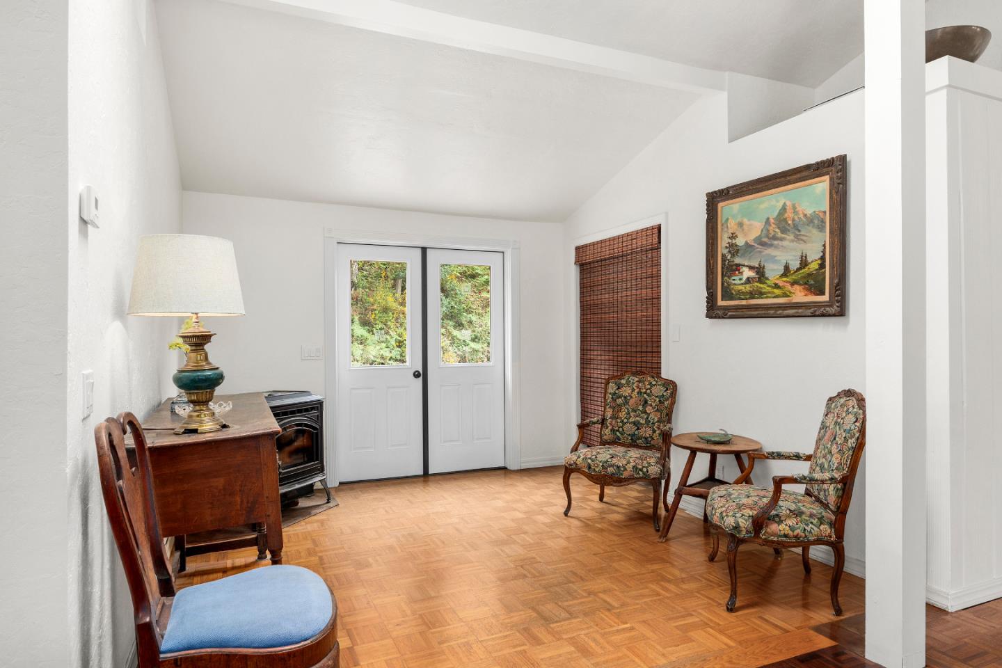 Detail Gallery Image 16 of 52 For 122 Strawberry Canyon Rd, Royal Oaks,  CA 95076 - 2 Beds | 1 Baths