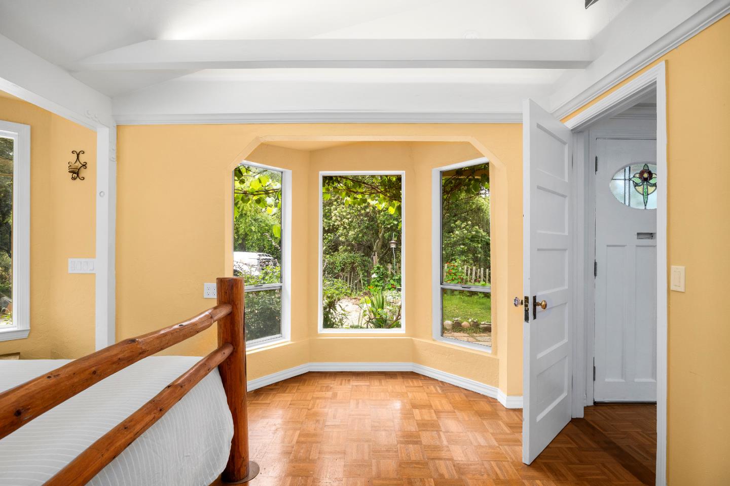 Detail Gallery Image 21 of 52 For 122 Strawberry Canyon Rd, Royal Oaks,  CA 95076 - 2 Beds | 1 Baths