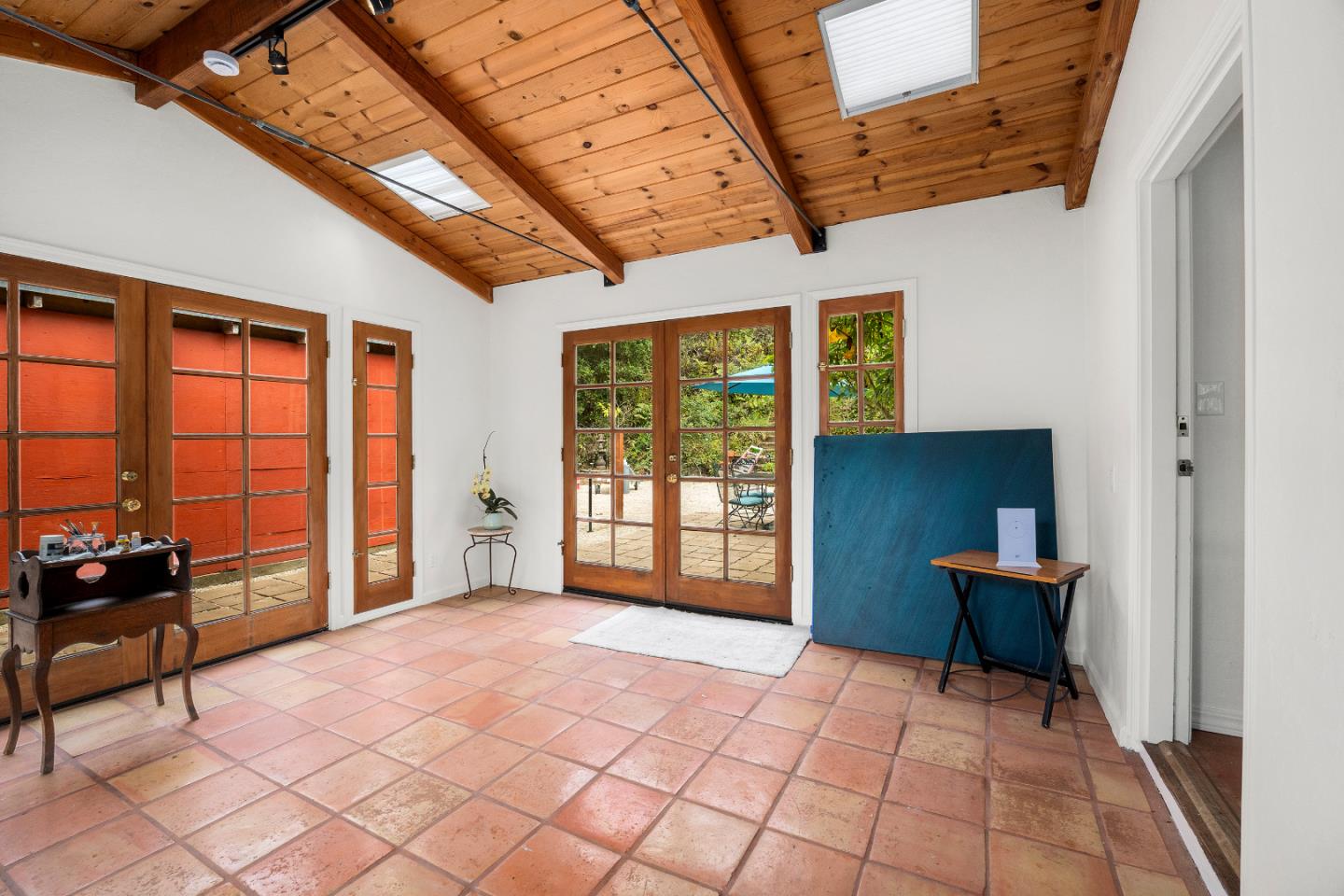 Detail Gallery Image 26 of 52 For 122 Strawberry Canyon Rd, Royal Oaks,  CA 95076 - 2 Beds | 1 Baths