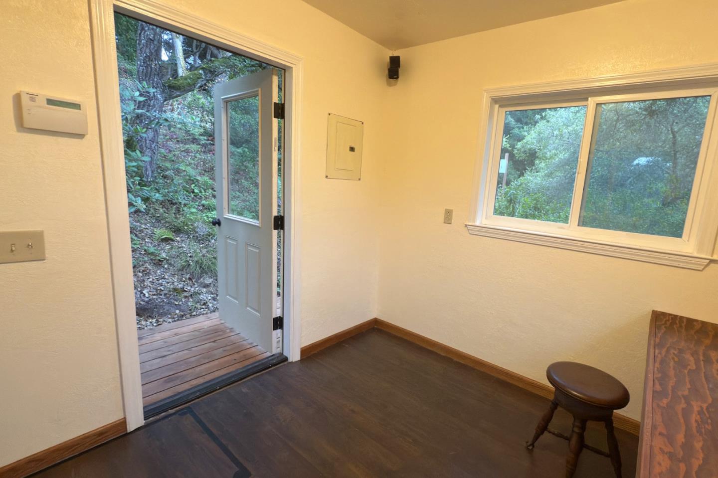 Detail Gallery Image 36 of 52 For 122 Strawberry Canyon Rd, Royal Oaks,  CA 95076 - 2 Beds | 1 Baths