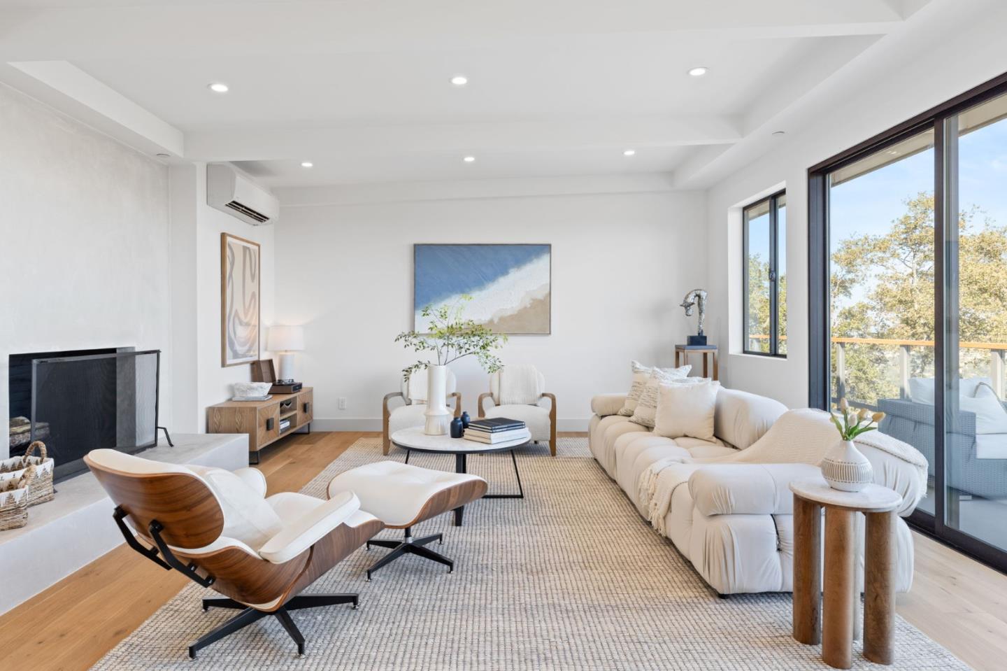 Detail Gallery Image 6 of 41 For 760 Loma Ct, Redwood City,  CA 94062 - 4 Beds | 3/1 Baths