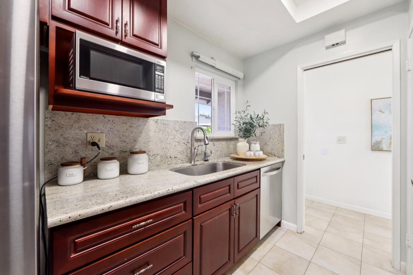 Detail Gallery Image 10 of 58 For 2995 Pettigrew Ct, San Jose,  CA 95148 - 3 Beds | 2 Baths