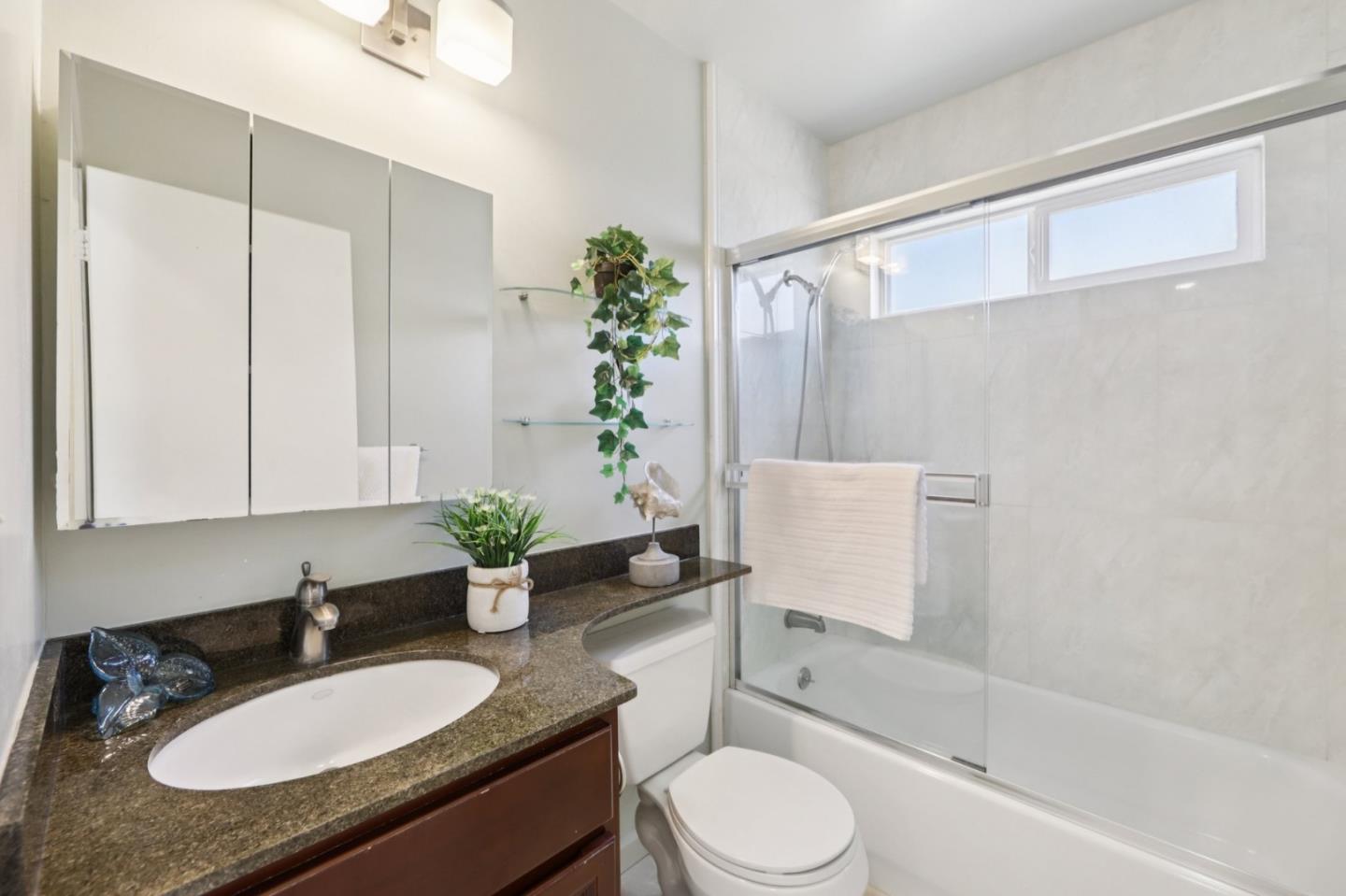 Detail Gallery Image 26 of 58 For 2995 Pettigrew Ct, San Jose,  CA 95148 - 3 Beds | 2 Baths