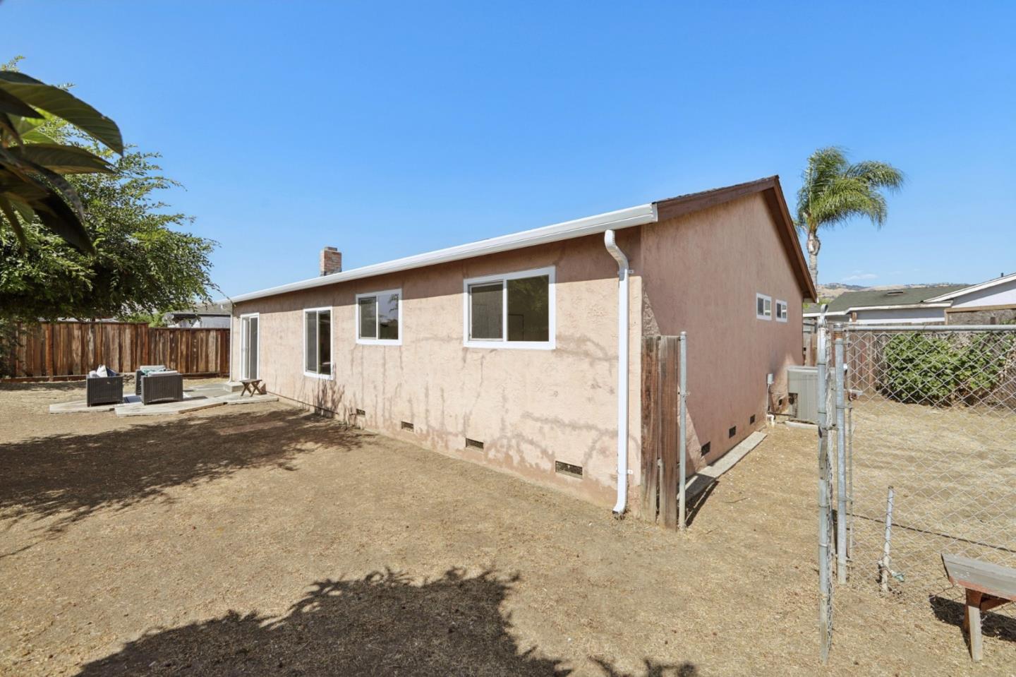 Detail Gallery Image 30 of 58 For 2995 Pettigrew Ct, San Jose,  CA 95148 - 3 Beds | 2 Baths