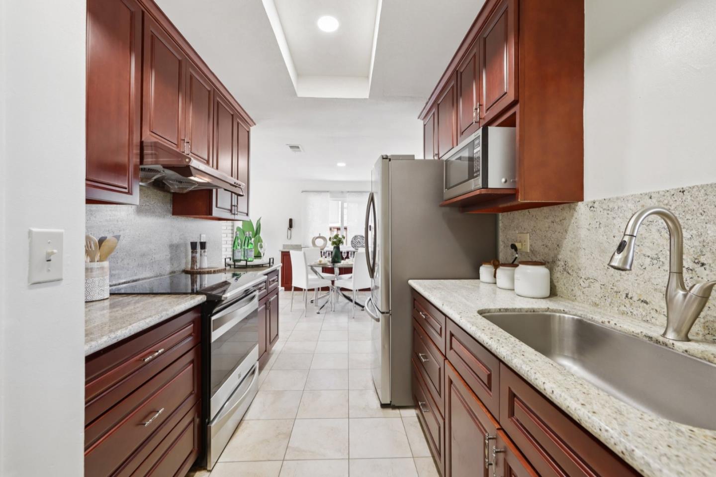 Detail Gallery Image 6 of 58 For 2995 Pettigrew Ct, San Jose,  CA 95148 - 3 Beds | 2 Baths