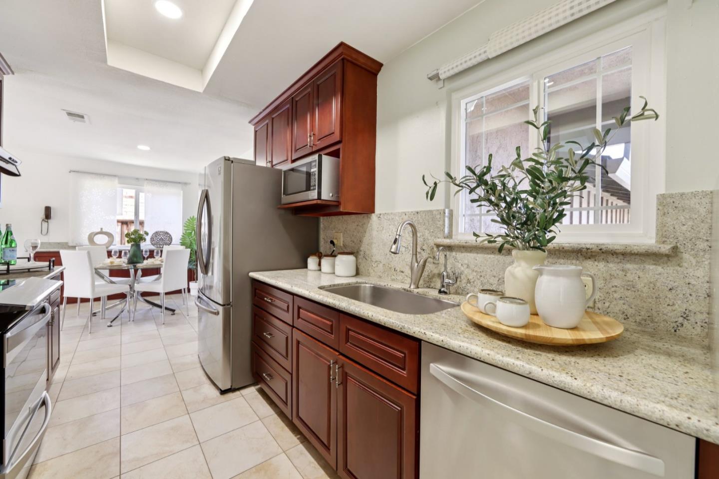 Detail Gallery Image 7 of 58 For 2995 Pettigrew Ct, San Jose,  CA 95148 - 3 Beds | 2 Baths