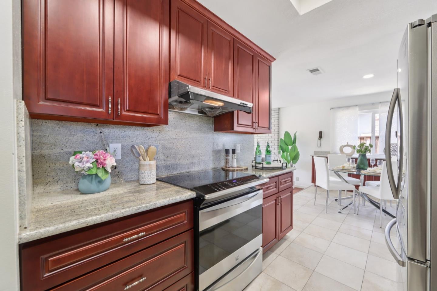 Detail Gallery Image 8 of 58 For 2995 Pettigrew Ct, San Jose,  CA 95148 - 3 Beds | 2 Baths