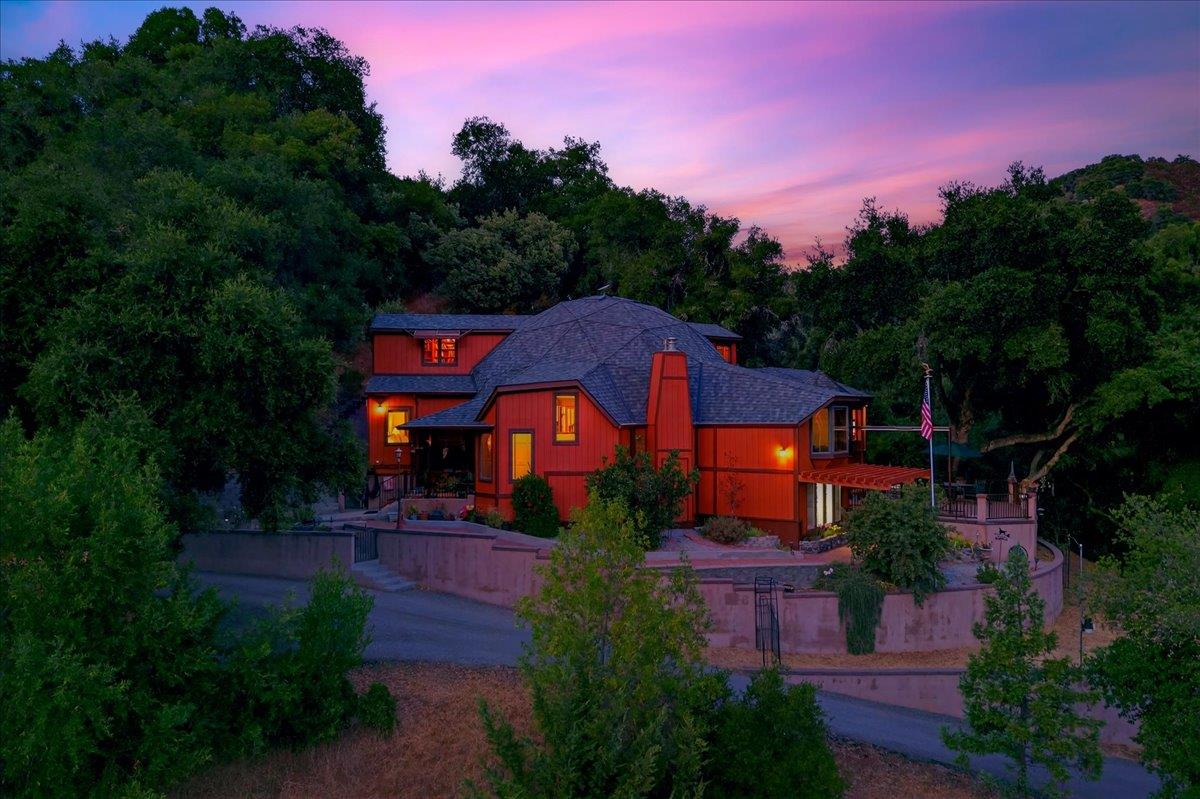 Detail Gallery Image 104 of 108 For 5224 Twin Falls Rd, Morgan Hill,  CA 95037 - 3 Beds | 2 Baths