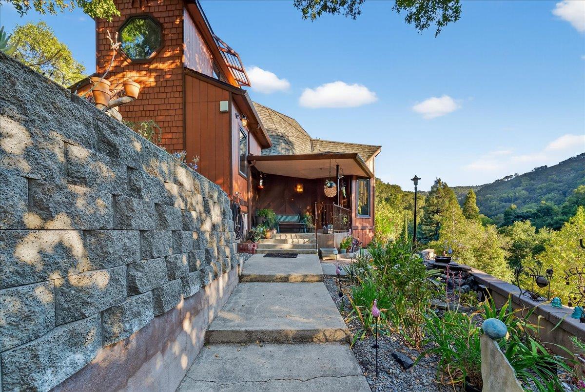 Detail Gallery Image 14 of 108 For 5224 Twin Falls Rd, Morgan Hill,  CA 95037 - 3 Beds | 2 Baths