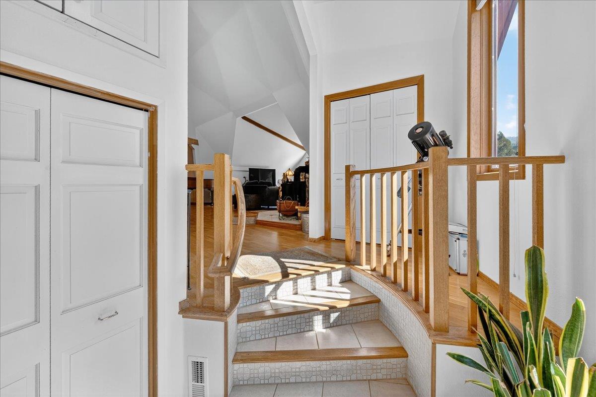 Detail Gallery Image 17 of 108 For 5224 Twin Falls Rd, Morgan Hill,  CA 95037 - 3 Beds | 2 Baths