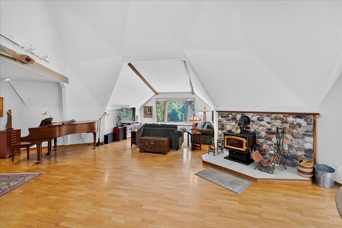 Detail Gallery Image 20 of 108 For 5224 Twin Falls Rd, Morgan Hill,  CA 95037 - 3 Beds | 2 Baths