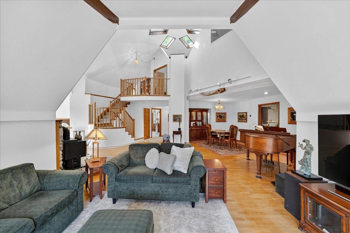 Detail Gallery Image 23 of 108 For 5224 Twin Falls Rd, Morgan Hill,  CA 95037 - 3 Beds | 2 Baths