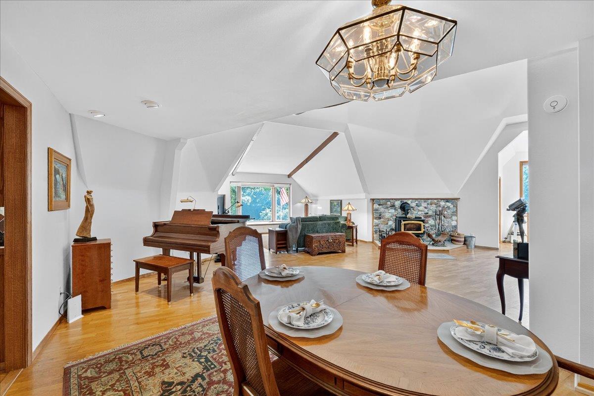Detail Gallery Image 31 of 108 For 5224 Twin Falls Rd, Morgan Hill,  CA 95037 - 3 Beds | 2 Baths