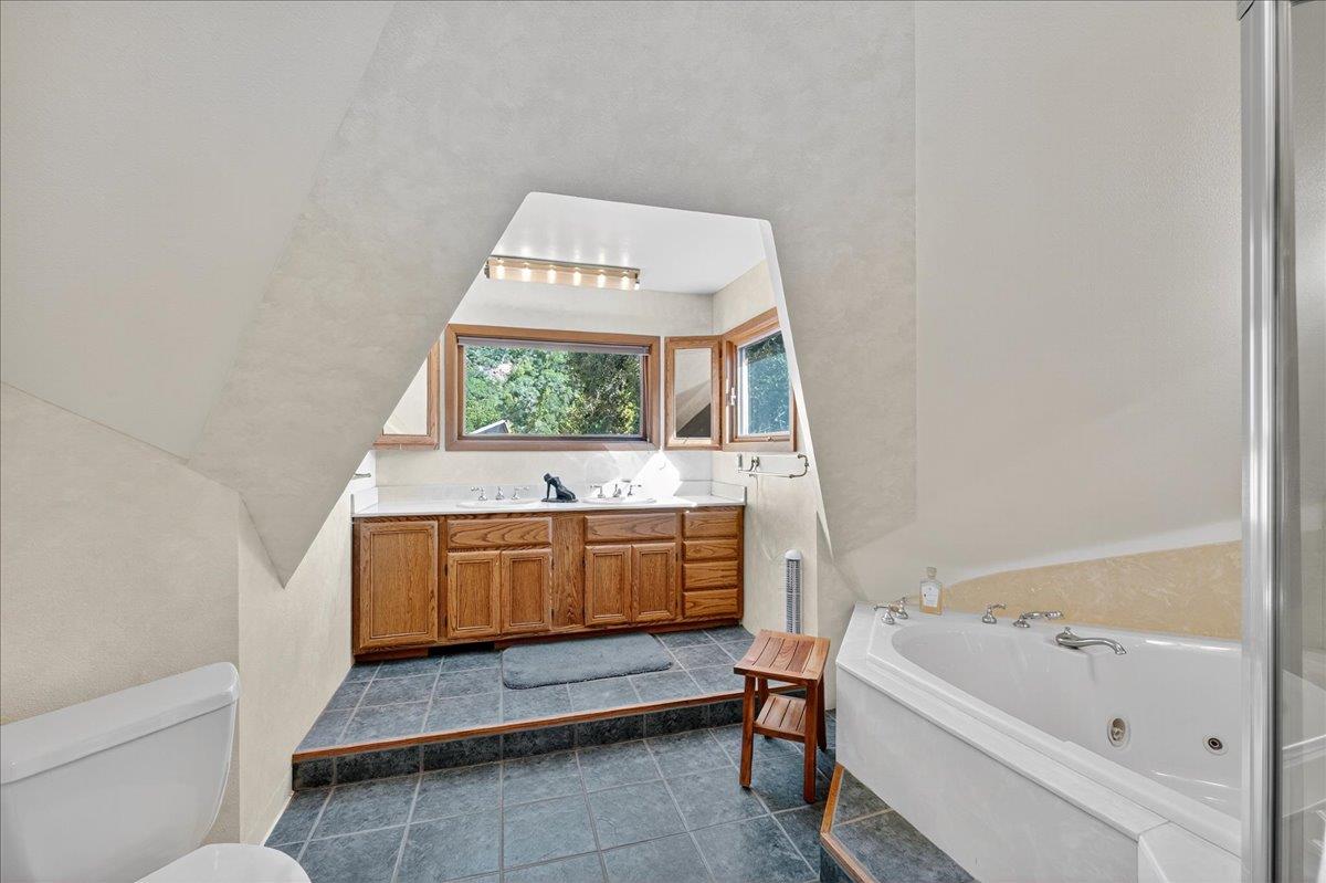 Detail Gallery Image 70 of 108 For 5224 Twin Falls Rd, Morgan Hill,  CA 95037 - 3 Beds | 2 Baths