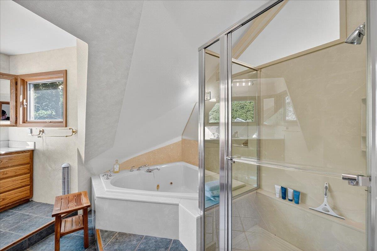 Detail Gallery Image 71 of 108 For 5224 Twin Falls Rd, Morgan Hill,  CA 95037 - 3 Beds | 2 Baths