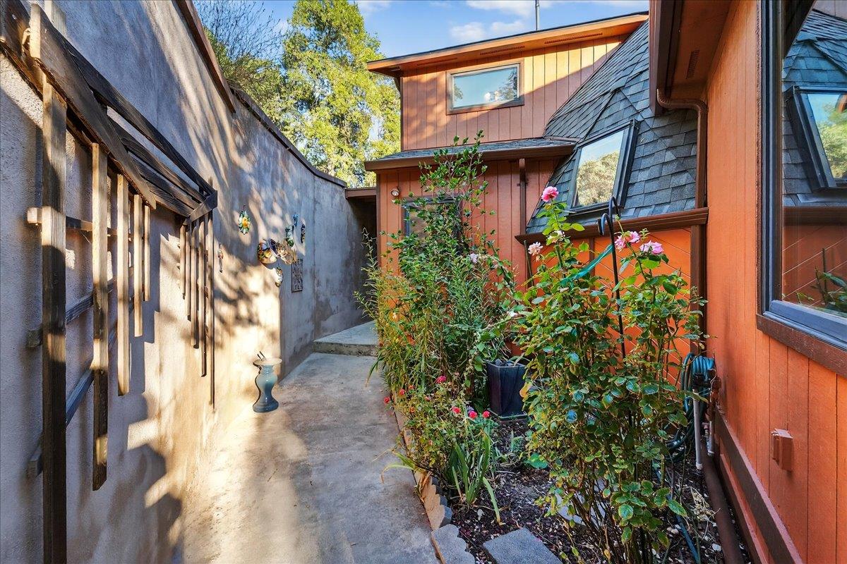Detail Gallery Image 77 of 108 For 5224 Twin Falls Rd, Morgan Hill,  CA 95037 - 3 Beds | 2 Baths