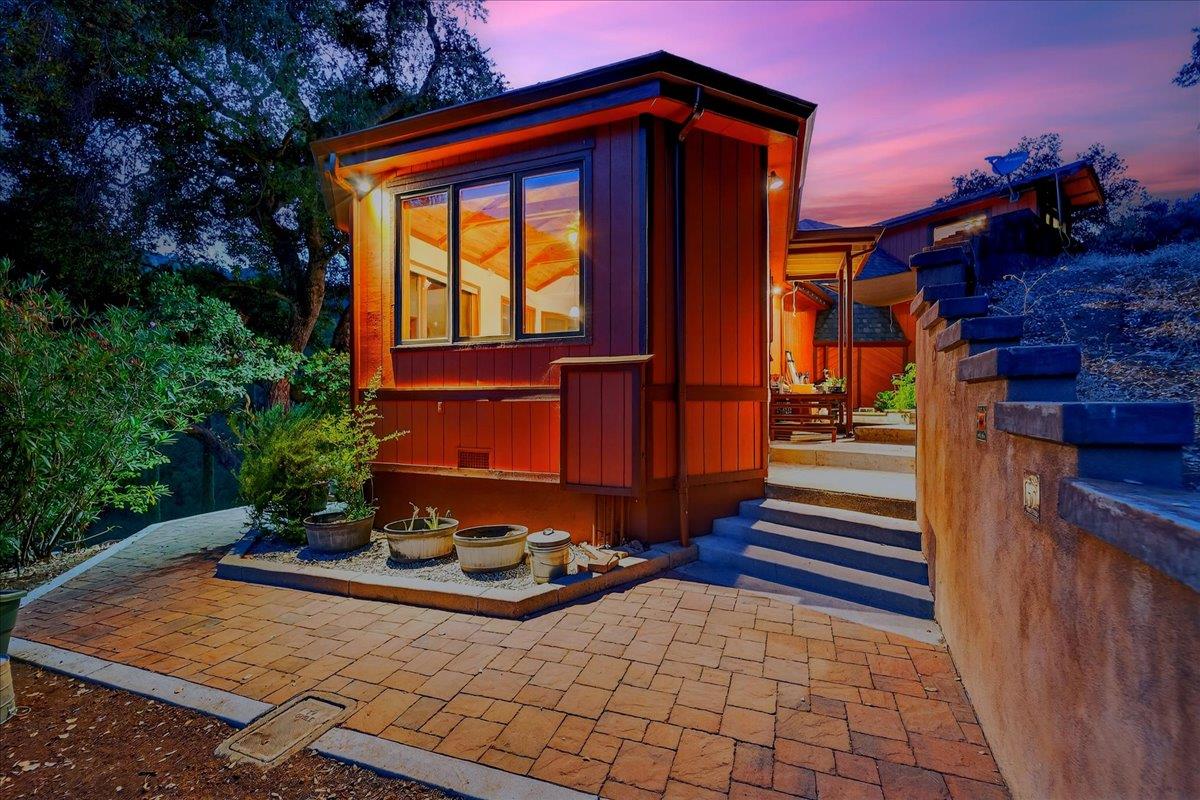Detail Gallery Image 90 of 108 For 5224 Twin Falls Rd, Morgan Hill,  CA 95037 - 3 Beds | 2 Baths