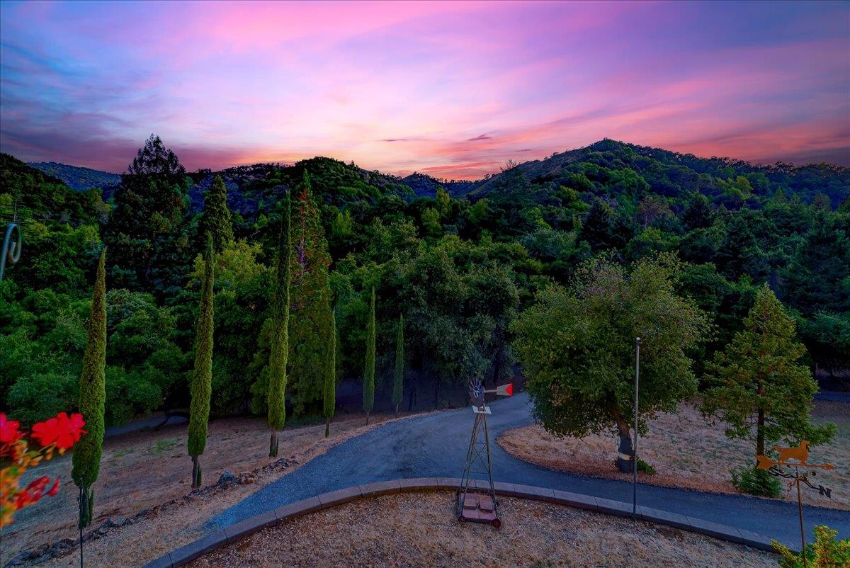 Detail Gallery Image 91 of 108 For 5224 Twin Falls Rd, Morgan Hill,  CA 95037 - 3 Beds | 2 Baths