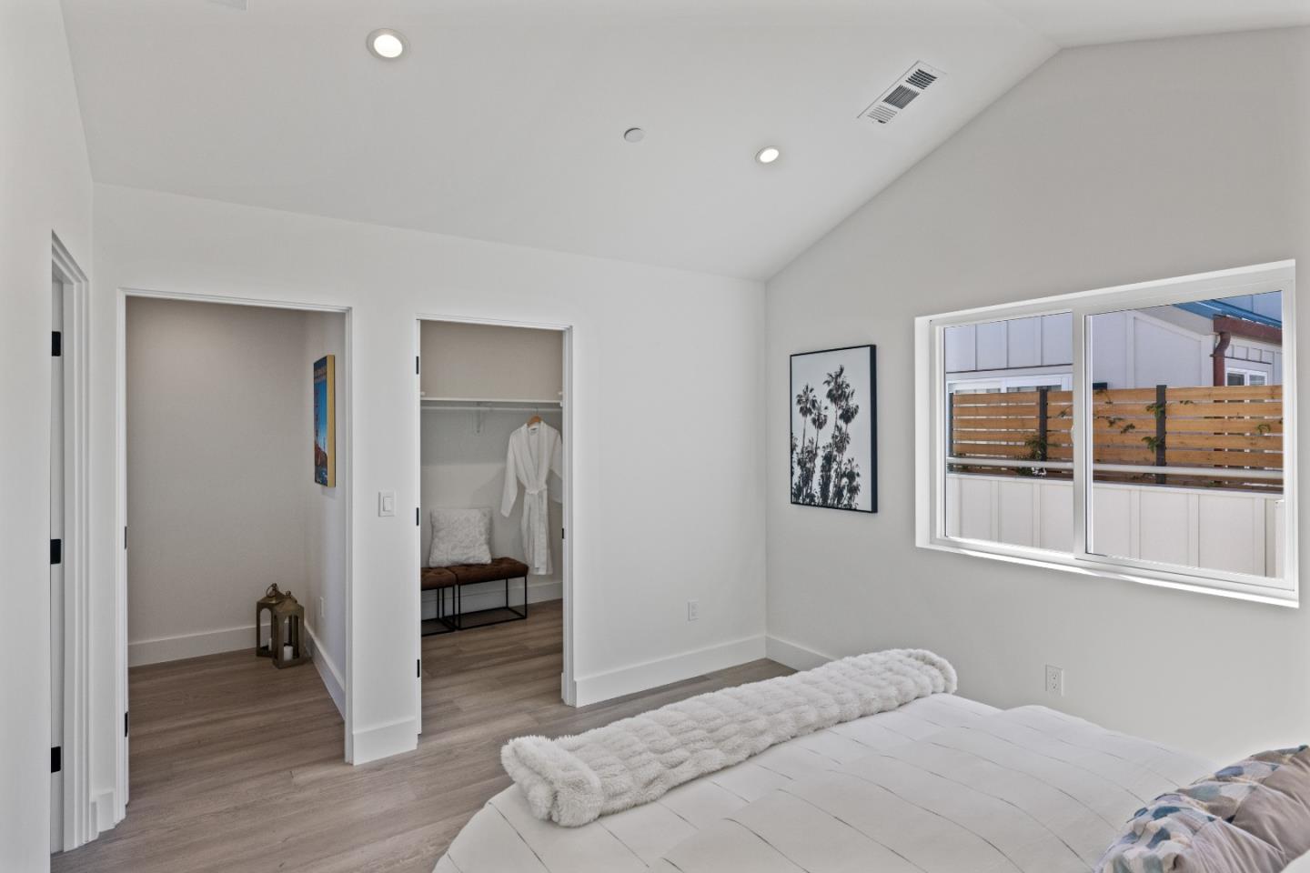 Detail Gallery Image 19 of 26 For 457 Wave St #1,  Monterey,  CA 93940 - 2 Beds | 1/1 Baths