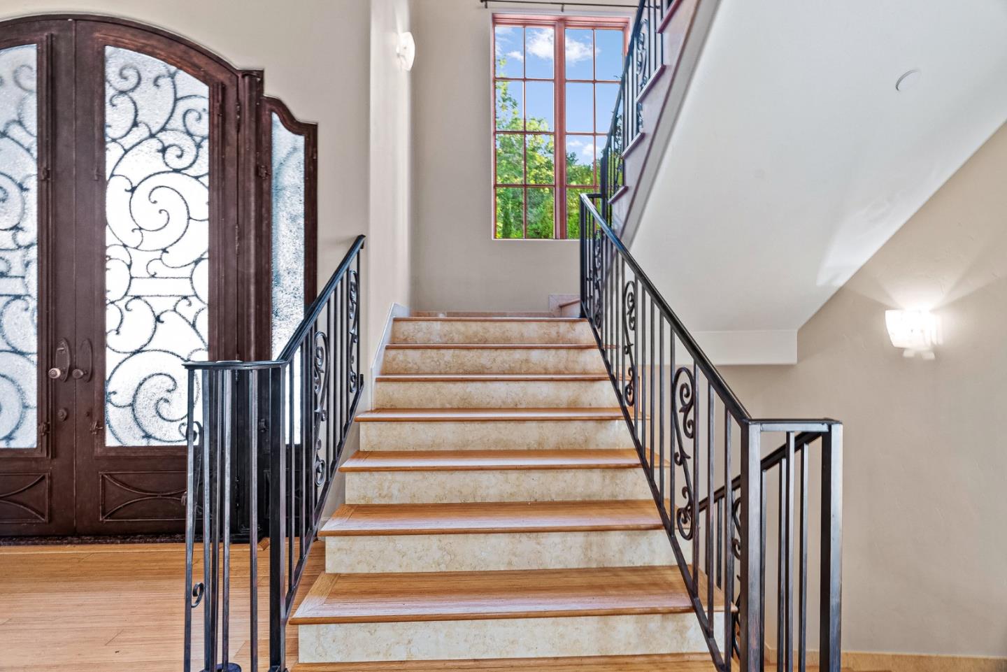 Detail Gallery Image 35 of 75 For 11860 Francemont Dr, Los Altos Hills,  CA 94022 - 7 Beds | 6 Baths