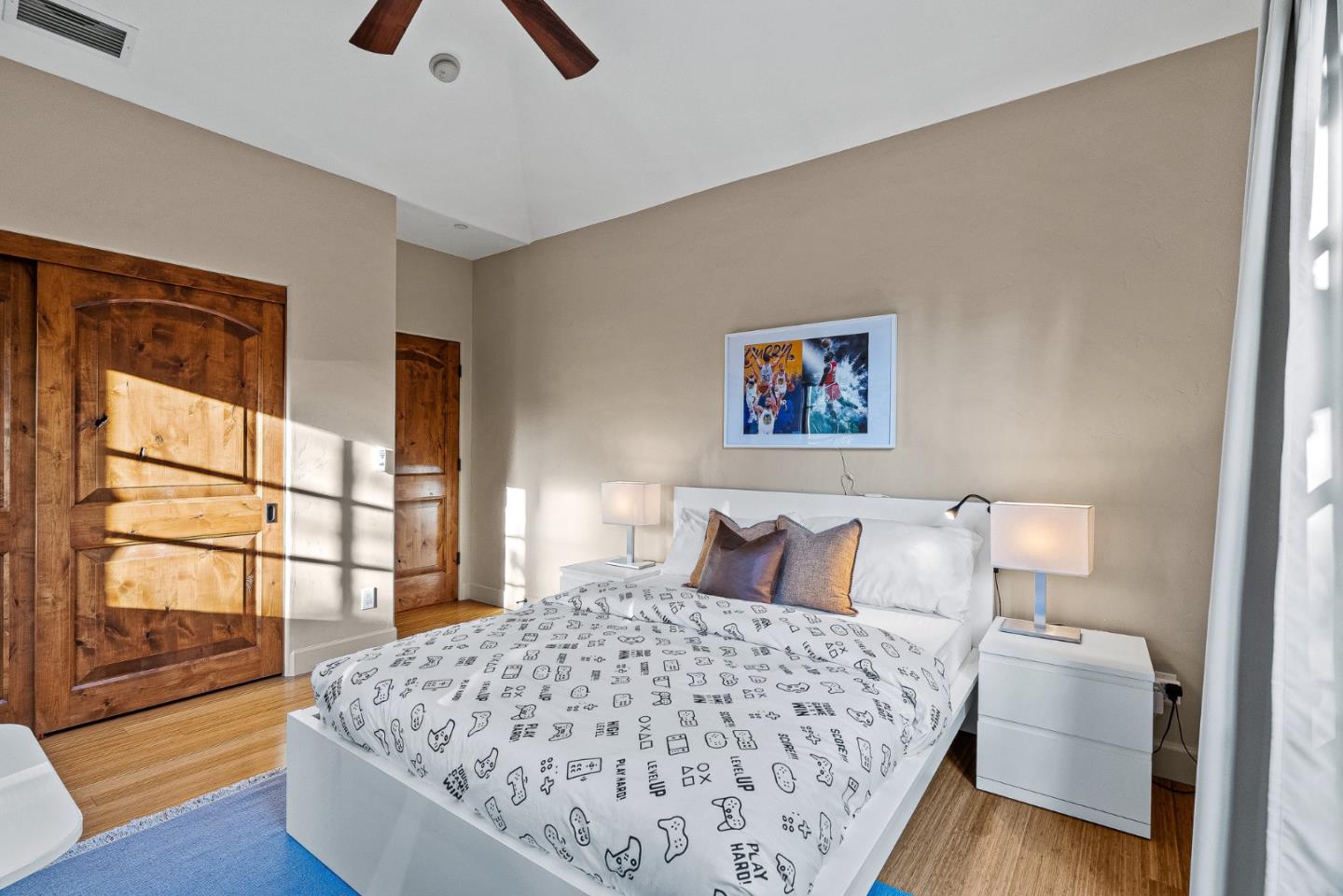 Detail Gallery Image 52 of 75 For 11860 Francemont Dr, Los Altos Hills,  CA 94022 - 7 Beds | 6 Baths