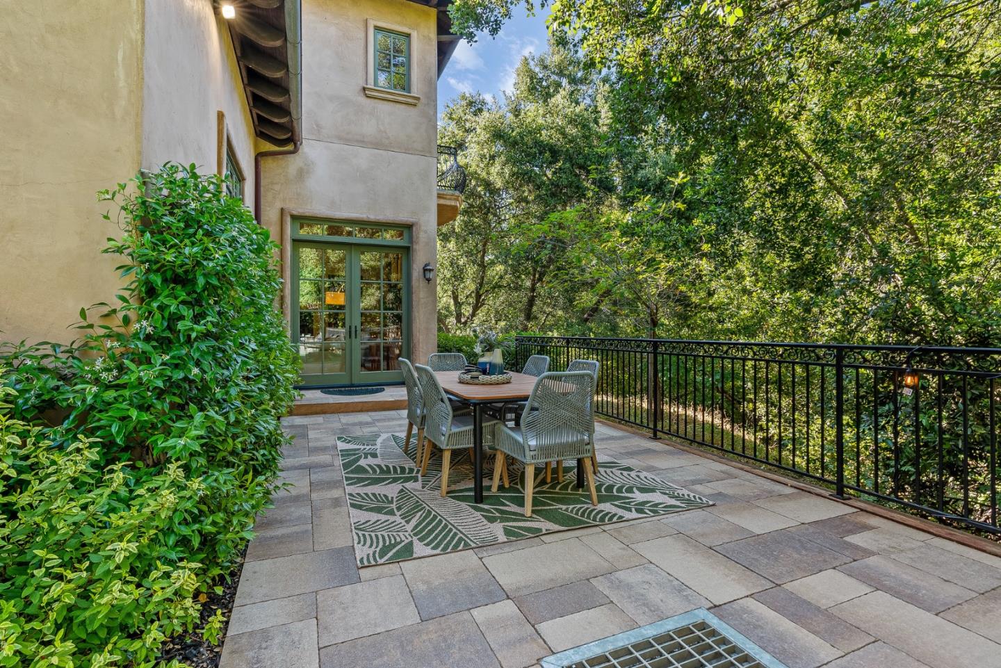 Detail Gallery Image 56 of 75 For 11860 Francemont Dr, Los Altos Hills,  CA 94022 - 7 Beds | 6 Baths